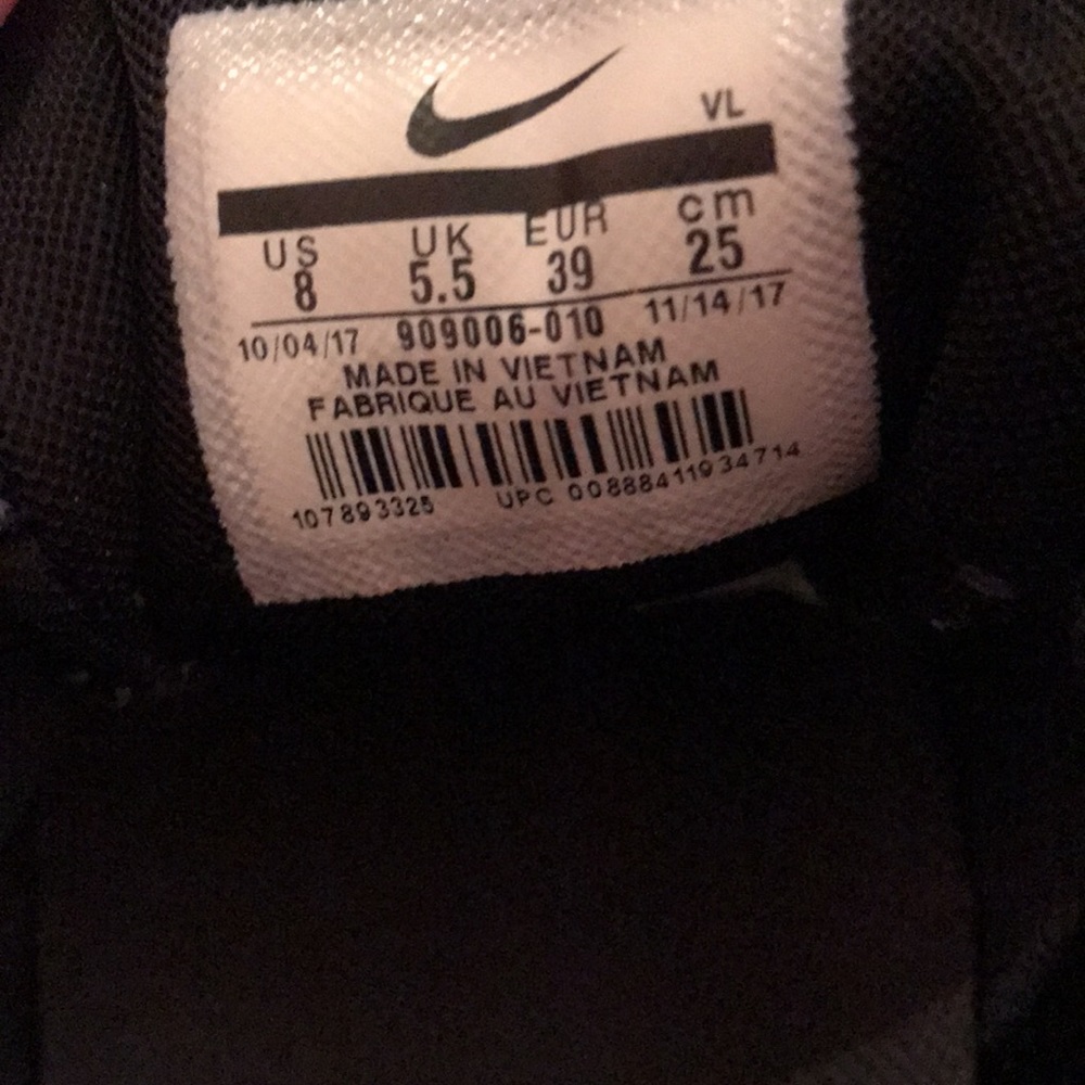 Nike running sneakers size 8 - Picture 9 of 11